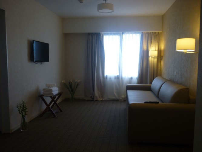 img/inmuebles/provincial_suite_living-1.JPG
